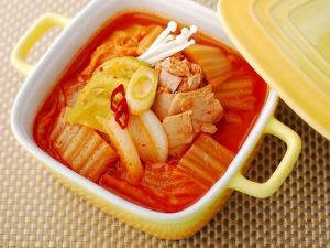 泡菜可以排毒？能防止便秘的食物有哪些？