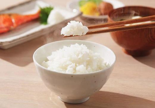 剩飯放冰箱一晚上還能吃嗎?米飯可以放在冰箱里幾天?