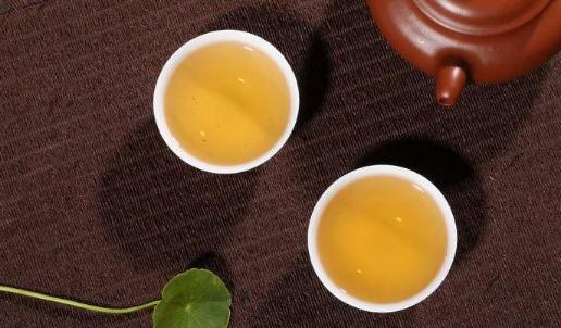 大紅袍茶湯是紅色嗎?大紅袍用什么茶具泡?