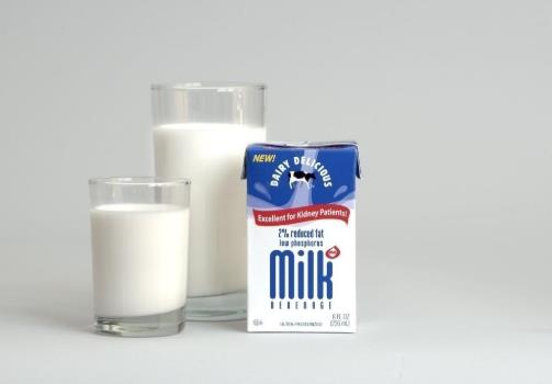 加熱牛奶結(jié)塊正常嗎?奶皮脂肪含量高嗎
