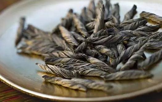 苦丁茶屬于什么茶類?苦丁茶有哪些功效?