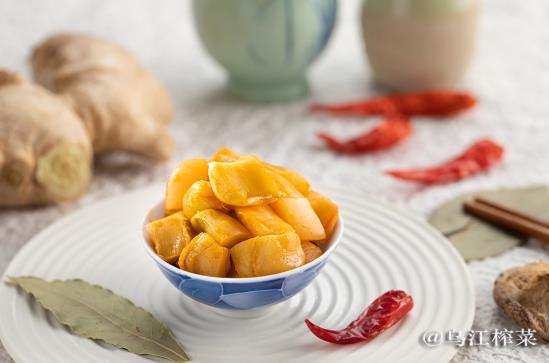 非遺工藝植入現(xiàn)代創(chuàng)新,烏江榨菜名揚(yáng)海外52個(gè)國(guó)家