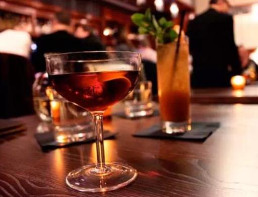 朗姆酒可以兌果汁喝嗎?朗姆酒可以加熱了喝嗎?