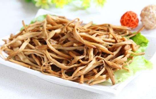 黃花菜不曬干吃有毒嗎?干黃花菜吃了會(huì)中毒嗎?