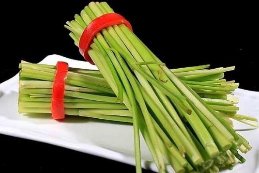 芹菜焯水后會(huì)破壞營(yíng)養(yǎng)嗎?吃水芹菜有什么好處