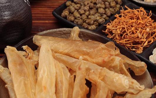 魚(yú)膠能補(bǔ)血嗎?吃魚(yú)膠需要注意什么?