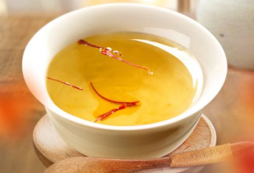 藏紅花泡水一次泡幾根 藏紅花泡水喝可以調(diào)月經(jīng)嗎
