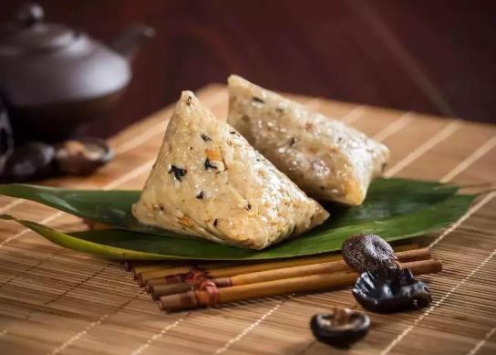 凍粽子是要化了煮還是凍著煮?冷凍的粽子不放冰箱可以放一夜嗎