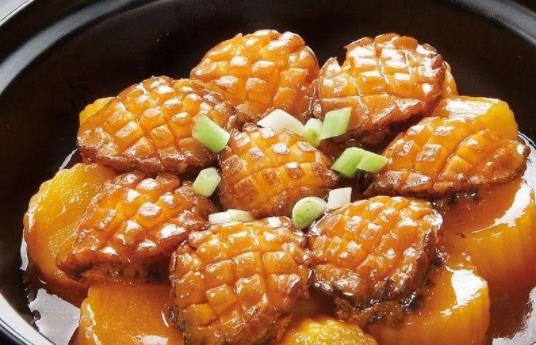 鮑魚(yú)可以滋陰嗎?鮑魚(yú)屬于涼性食物嗎?