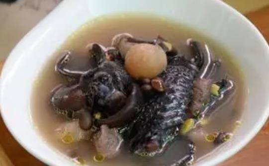 男性可以喝烏雞湯嗎?男性喝烏雞湯有哪些好處?