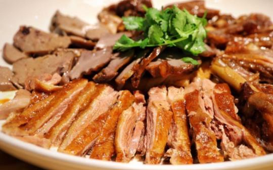 痛風(fēng)患者可以吃鵝肉嗎?鵝肉屬于發(fā)物嗎?