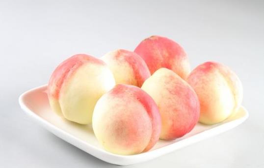 桃子發(fā)霉是什么顏色?買桃子要注意什么?
