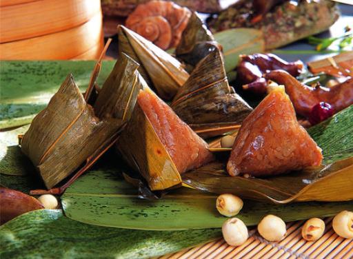 一頓吃兩個(gè)粽子多嗎?一天只吃一個(gè)粽子會(huì)胖不?