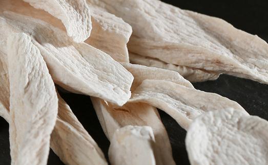 土茯苓泡水能治痛風(fēng)嗎 土茯苓配什么能祛濕熱
