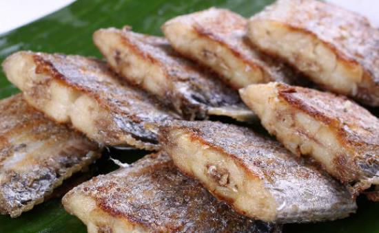 膽固醇高可以吃帶魚(yú)嗎?帶魚(yú)為什么沒(méi)有活的?