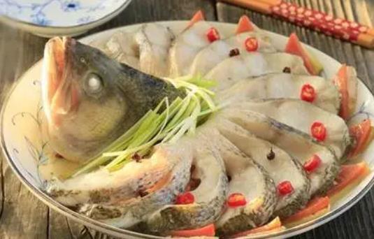 鱸魚(yú)屬于發(fā)物嗎?小孩子可以吃鱸魚(yú)籽嗎?