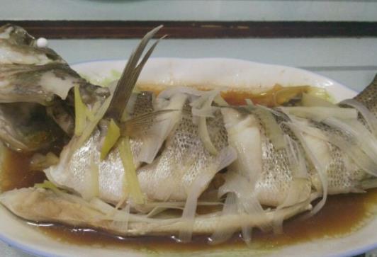 痛風(fēng)患者可以吃鱸魚(yú)嗎?術(shù)后可以吃鱸魚(yú)嗎?