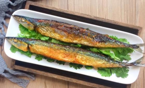 痛風(fēng)可以吃秋刀魚嗎?秋刀魚不宜與什么一起吃?