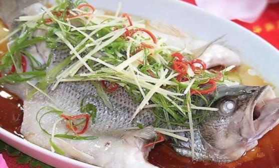 痛風(fēng)患者可以吃鱸魚嗎?鱸魚不宜和什么一起吃?