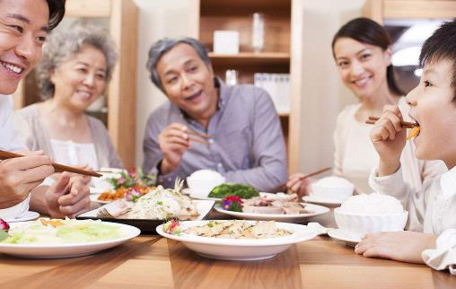 一天不吃飯也不餓是怎么回事 一天不吃飯對身體有什么危害