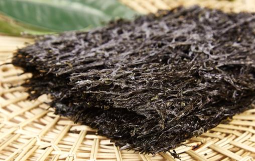紫菜時間長了變成紫色了還能吃嗎 紫菜可以生吃嗎