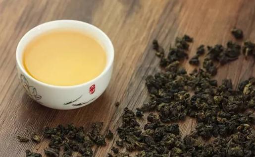 烏龍茶和咖啡哪個提神 烏龍茶可以做奶茶喝嗎