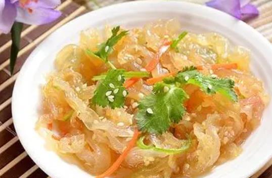吃海蜇補腎嗎?海蜇有哪些功效?