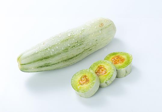 沒熟的羊角蜜瓜瓤是什么顏色的?羊角蜜要不要削皮去籽?