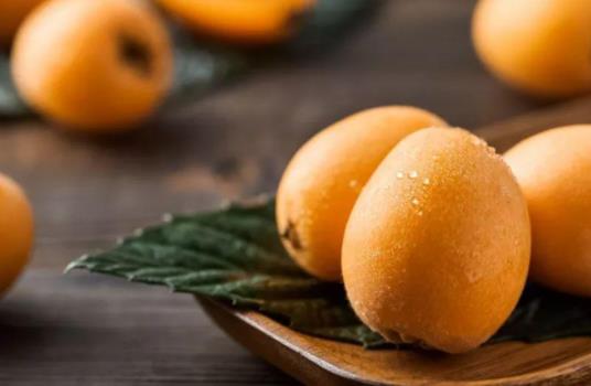 吃枇杷會(huì)過(guò)敏嗎?吃枇杷有什么好處和壞處?