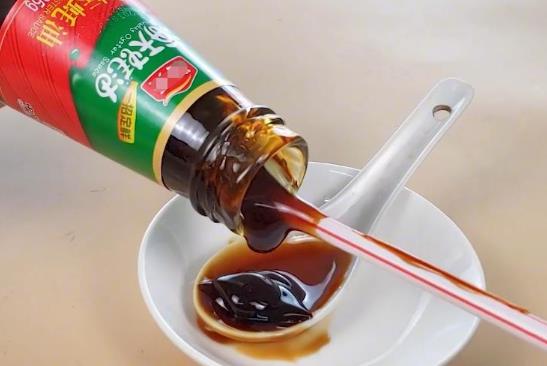 蠔油是掛瓶好還是不掛瓶好?蠔油是炒菜用還是拌涼菜用的?