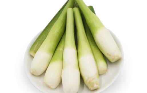 茭白上面有黑點(diǎn)能吃嗎 芥蘭炒之前要焯水嗎