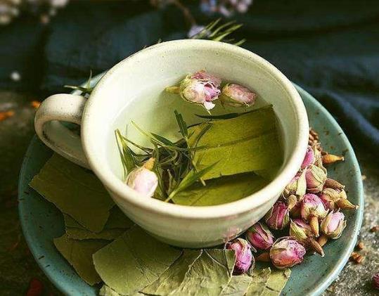 冬瓜荷葉茶能和薏米茶一起喝嗎?冬瓜荷葉茶一天喝幾包能減肥