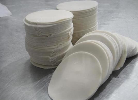 買的餃子皮怎么捏不上?餃子皮干了不好包怎么辦