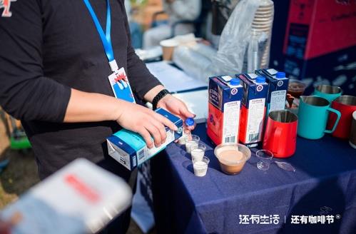 ADC植物奶:健康品牌,良心好奶