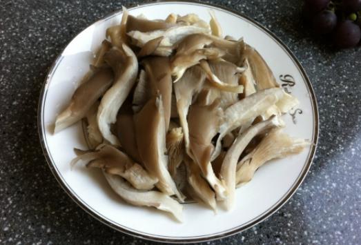 痛風(fēng)可以吃平菇嗎?平菇和什么一起吃好?