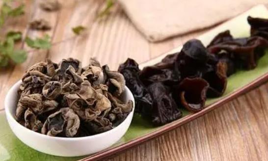 木耳泡發(fā)后可以直接吃嗎?木耳泡多久比較好?