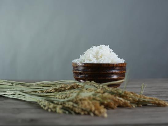 吃了一個(gè)月發(fā)霉大米會(huì)得癌嗎?2到3年的陳米還可以吃嗎