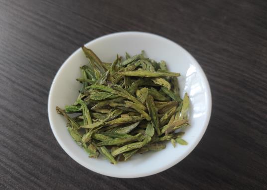 龍井茶可以用沸水泡嗎?龍井茶能用紫砂壺泡嗎
