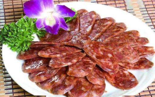 蒸臘腸之前要用水泡嗎 臘腸蒸多長(zhǎng)時(shí)間能熟