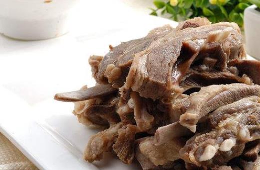 羊肉湯里放菠菜可以嗎?羊肉湯里放菠菜有什么好處?