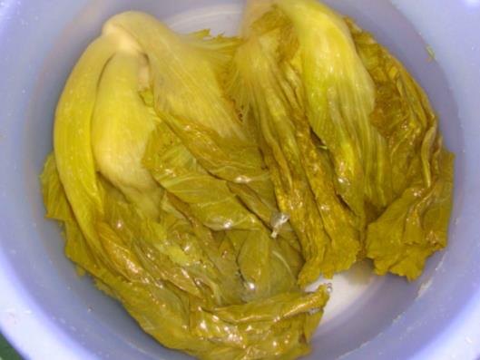 腌菜放多少鹽合適?腌酸菜要注意什么