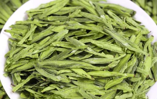 丹參加綠茶沖泡會(huì)不會(huì)引起高血壓 綠茶加丹參泡水飲用有什么功效
