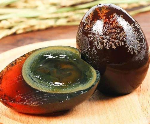 煮皮蛋要去殼嗎?松花蛋怎么保存不會壞