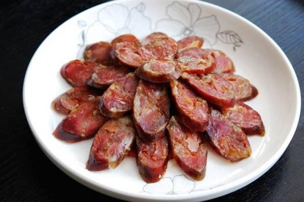 為什么香腸風(fēng)干才好吃?香腸的制作技巧