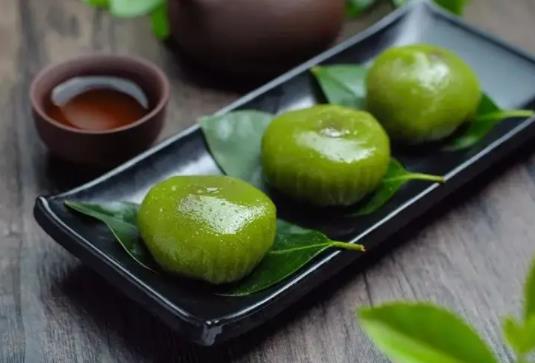 青團(tuán)和麻薯哪個(gè)熱量高?青團(tuán)和麻薯的區(qū)別
