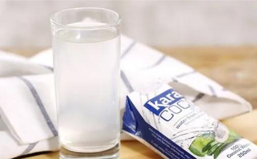 椰子水是什么味道 椰子水為什么是酸的