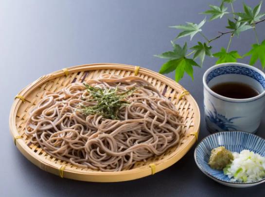 蕎麥面煮了放久了會坨嗎?經(jīng)常吃蕎麥面條會不會發(fā)胖