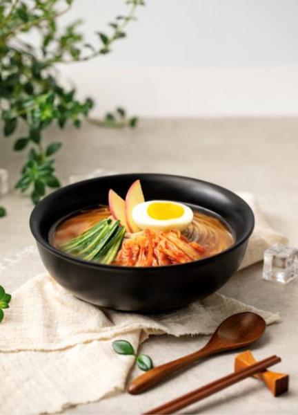 炎炎夏日吃這碗冷面/涼面 每一口都是冰爽透心
