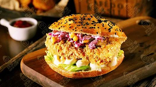 亞瑟美式牛肉漢堡加盟費(fèi)用總店詳情介紹 QQ截圖20220323102751.png