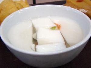 怎么做杏仁豆腐好吃？北京小吃杏仁豆腐的做法